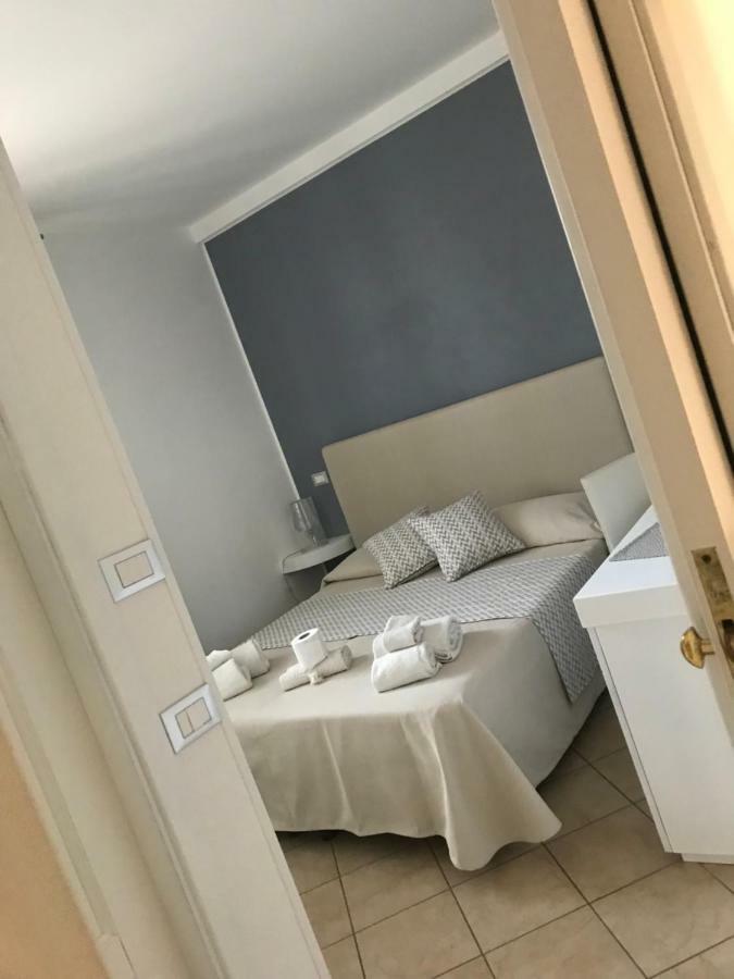 B&B Timpe Bianche Castelluzzo Bagian luar foto