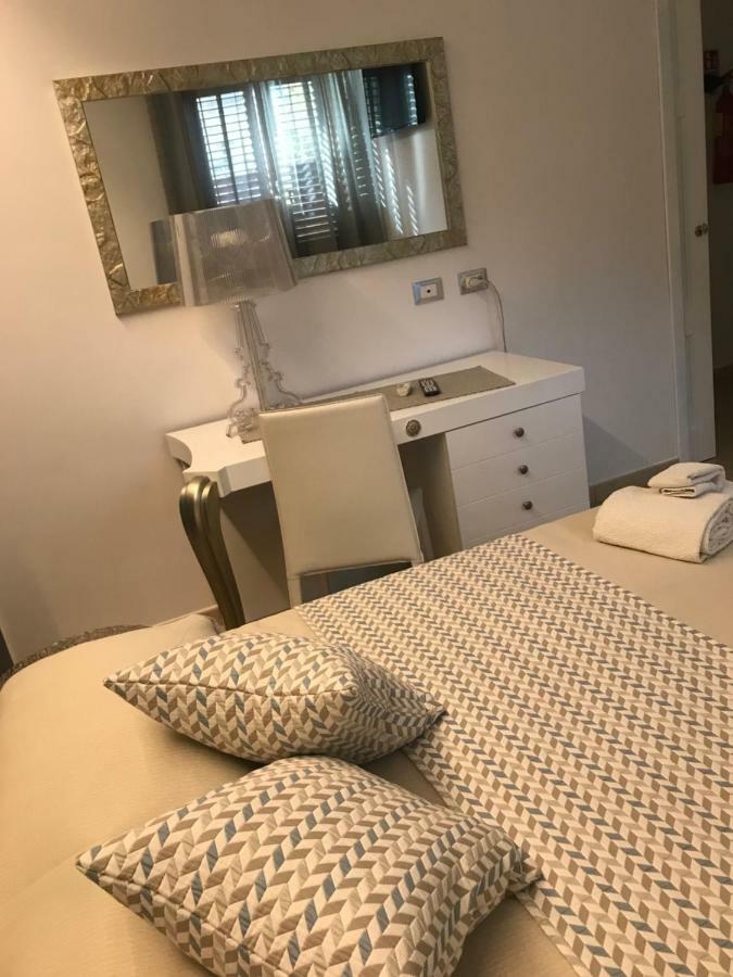 B&B Timpe Bianche Castelluzzo Bagian luar foto